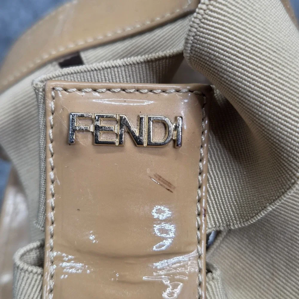 Fendi Carioca‎ Tan Patent Leather Espadrille Wedge Sandal Old Money 38.5 8.5